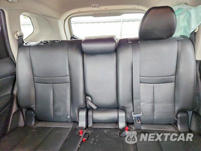 Zdjęcie 10 z 13 samochodu: 2016 NISSAN ROGUE SL VIN:5N1AT2MT6GC890388 - miniatura