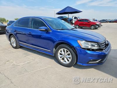 Czwarte zdjęcie samochodu z boku: 2016 VOLKSWAGEN PASSAT S VIN:1VWAT7A38GC029362 - miniatura