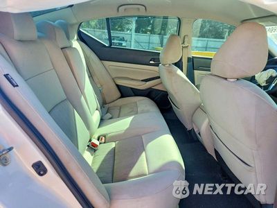 Zdjęcie 10 z 12 samochodu: 2019 NISSAN ALTIMA S VIN:1N4BL4BV2KC239802 - miniatura