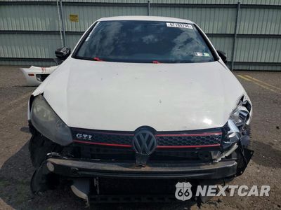 Piąte zdjęcie samochodu w środku: 2012 VOLKSWAGEN GTI VIN:WVWED7AJ6CW119599 - miniatura