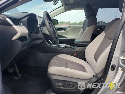 Zdjęcie 7 z 13 samochodu: 2025 TOYOTA RAV4 HYBRID XLE VIN:JTMRWRFV9SJ075080 - miniatura
