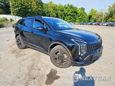 Czwarte zdjęcie samochodu z boku: 2026 KIA SPORTAGE X LINE VIN:5XYK6CDF8TG425777 - miniatura