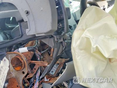 Zdjęcie 9 z 13 samochodu: 2007 CHEVROLET SILVERADO C1500 CREW CAB VIN:2GCEC13C371706337 - miniatura