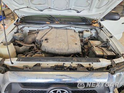 Zdjęcie 11 z 12 samochodu: 2013 TOYOTA TACOMA V6 VIN:3TMLU4EN8DM112366 - miniatura