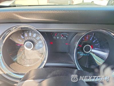 Zdjęcie 9 z 12 samochodu: 2014 FORD MUSTANG VIN:1ZVBP8EM6E5205571 - miniatura