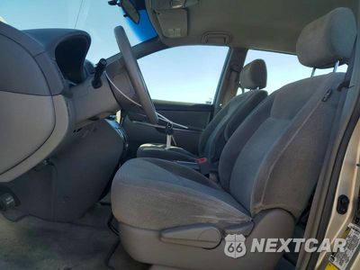 Zdjęcie 7 z 13 samochodu: 2006 TOYOTA SIENNA CE 7 PASSENGER VIN:5TDZA23C66S452563 - miniatura