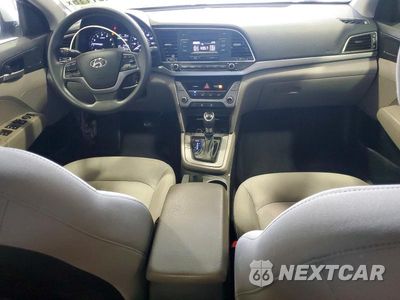 Zdjęcie 8 z 12 samochodu: 2018 HYUNDAI ELANTRA SE VIN:KMHD74LF2JU452509 - miniatura