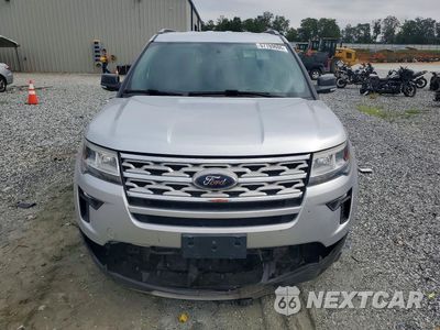 Piąte zdjęcie samochodu w środku: 2018 FORD EXPLORER XLT VIN:1FM5K8D83JGC15908 - miniatura