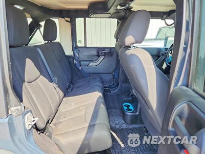 Zdjęcie 10 z 12 samochodu: 2017 JEEP WRANGLER UNLIMITED SPORT VIN:1C4BJWDGXHL521236 - miniatura