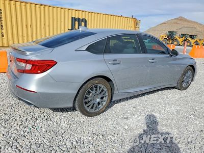 Trzecie zdjęcie samochodu z tyłu: 2018 HONDA ACCORD LX VIN:1HGCV1F17JA235884 - miniatura