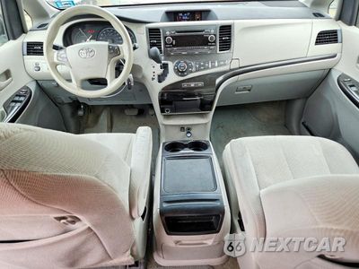 Zdjęcie 8 z 13 samochodu: 2014 TOYOTA SIENNA LE VIN:5TDKK3DC9ES512790 - miniatura