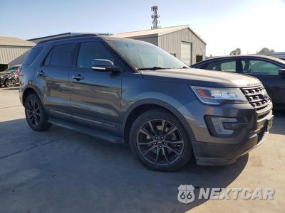 Czwarte zdjęcie samochodu z boku: 2017 FORD EXPLORER XLT VIN:1FM5K8D88HGA88759 - miniatura