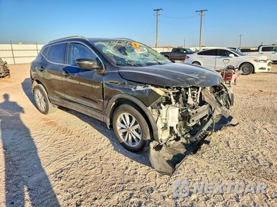 Czwarte zdjęcie samochodu z boku: 2019 NISSAN ROGUE SPORT SV VIN:JN1BJ1CP4KW526610 - miniatura