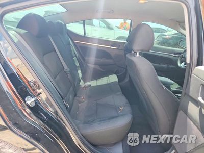 Zdjęcie 10 z 12 samochodu: 2020 HYUNDAI ELANTRA SEL VIN:5NPD84LF2LH578710 - miniatura