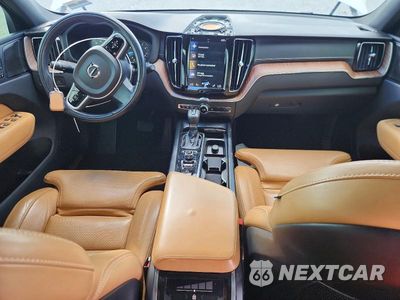 Zdjęcie 8 z 13 samochodu: 2019 VOLVO XC60 T6 INSCRIPTION VIN:LYVA22RL0KB239190 - miniatura