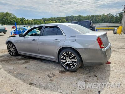 Drugie zdjęcie samochodu z przodu: 2013 CHRYSLER 300 S VIN:2C3CCABG6DH585547 - miniatura