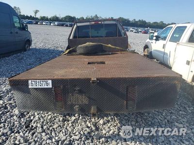 Zdjęcie 10 z 13 samochodu: 2002 CHEVROLET SILVERADO C3500 VIN:1GBJC39GX2F115531 - miniatura