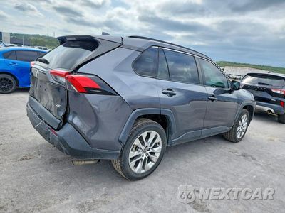 Piąte zdjęcie samochodu w środku: 2021 TOYOTA RAV4 XLE PREMIUM VIN:2T3C1RFV5MC141764 - miniatura