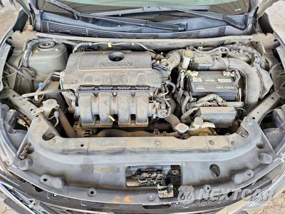 Zdjęcie 11 z 12 samochodu: 2017 NISSAN SENTRA SV VIN:3N1AB7AP7HL636063 - miniatura