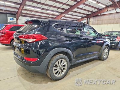 Trzecie zdjęcie samochodu z tyłu: 2018 HYUNDAI TUCSON SE VIN:KM8J2CA47JU651553 - miniatura