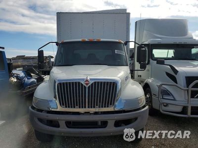 Piąte zdjęcie samochodu w środku: 2020 INTERNATIONAL MV607 BOX TRUCK VIN:1HTEUMML1LH815077 - miniatura