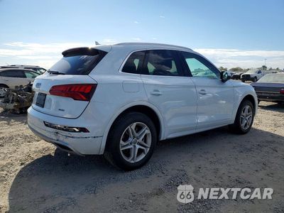 Trzecie zdjęcie samochodu z tyłu: 2019 AUDI Q5 PREMIUM VIN:WA1ANAFY8K2125130 - miniatura