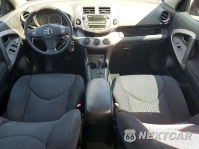 Zdjęcie 8 z 14 samochodu: 2008 TOYOTA RAV4 SPORT VIN:JTMZK32V085022073 - miniatura