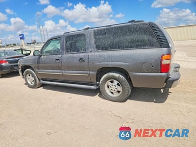 Drugie zdjęcie samochodu z przodu: 2001 CHEVROLET SUBURBAN C1500 VIN:3GNEC16T71G136408 - miniatura