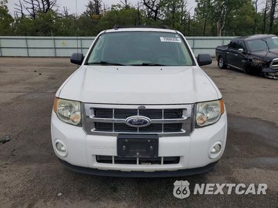 Piąte zdjęcie samochodu w środku: 2012 FORD ESCAPE XLT VIN:1FMCU9DG6CKC55379 - miniatura