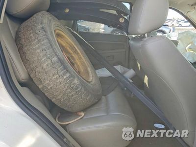 Zdjęcie 10 z 12 samochodu: 2005 JEEP GRAND CHEROKEE LAREDO VIN:1J4HR48N15C577118 - miniatura