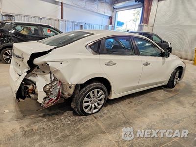Trzecie zdjęcie samochodu z tyłu: 2015 NISSAN ALTIMA 2.5 S VIN:1N4AL3AP7FN368914 - miniatura