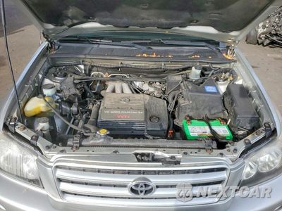 Zdjęcie 12 z 13 samochodu: 2003 TOYOTA HIGHLANDER LIMITED VIN:JTEHF21AX30156275 - miniatura