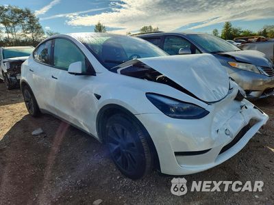 Czwarte zdjęcie samochodu z boku: 2025 TESLA MODEL Y VIN:7SAYGDED8SF253981 - miniatura