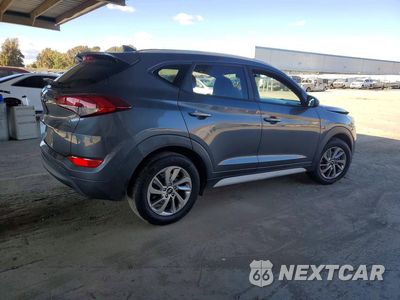 Trzecie zdjęcie samochodu z tyłu: 2018 HYUNDAI TUCSON SEL VIN:KM8J33A43JU672932 - miniatura