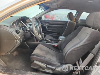 Zdjęcie 7 z 12 samochodu: 2010 HONDA ACCORD LX VIN:1HGCS1A31AA015514 - miniatura