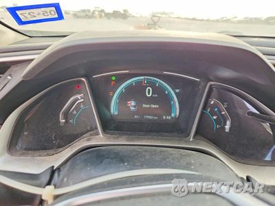 Zdjęcie 9 z 12 samochodu: 2017 HONDA CIVIC EX VIN:19XFC2F76HE051779 - miniatura