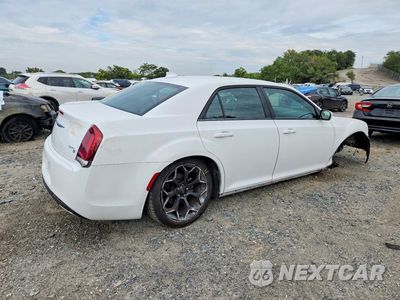 Trzecie zdjęcie samochodu z tyłu: 2019 CHRYSLER 300 S VIN:2C3CCABG0KH536034 - miniatura