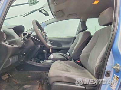Zdjęcie 7 z 12 samochodu: 2009 HONDA FIT VIN:JHMGE88239C006325 - miniatura