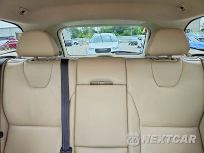 Zdjęcie 10 z 13 samochodu: 2012 VOLVO XC60 3.2 VIN:YV4940DZ7C2323388 - miniatura