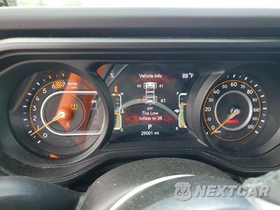 Zdjęcie 9 z 13 samochodu: 2025 JEEP WRANGLER SAHARA VIN:1C4PJXEN1SW610272 - miniatura