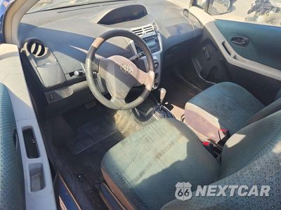 Zdjęcie 8 z 12 samochodu: 2008 TOYOTA YARIS BASE VIN:JTDJT923X85157539 - miniatura