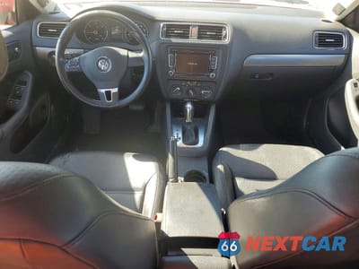 Zdjęcie 8 z 13 samochodu: 2014 VOLKSWAGEN JETTA TDI VIN:3VWLL7AJXEM368952 - miniatura