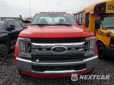 Piąte zdjęcie samochodu w środku: 2019 FORD F550 SUPER DUTY VIN:1FDUF5GY1KDA01772 - miniatura