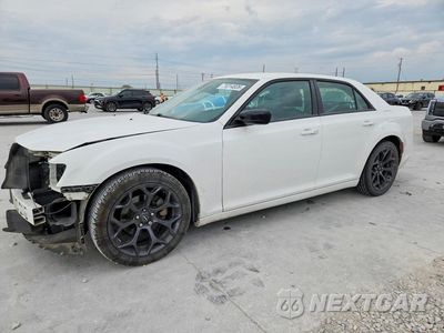 2019 CHRYSLER 300 TOURING 2C3CCAAG3KH746208 - główne zdjęcie licytacji z USA - miniatura