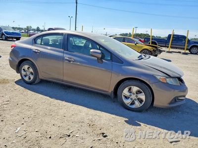 Czwarte zdjęcie samochodu z boku: 2014 HONDA CIVIC LX VIN:19XFB2F52EE052764 - miniatura