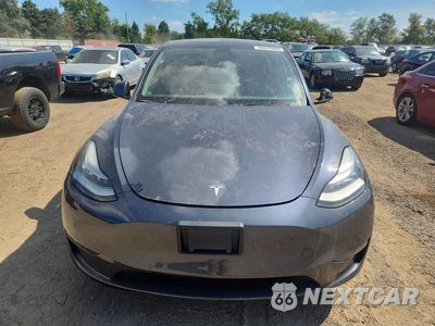 Piąte zdjęcie samochodu w środku: 2021 TESLA MODEL Y VIN:5YJYGDEE4MF083367 - miniatura