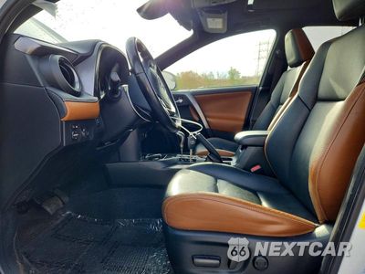 Zdjęcie 7 z 13 samochodu: 2018 TOYOTA RAV4 SE VIN:JTMJFREV9JJ251512 - miniatura