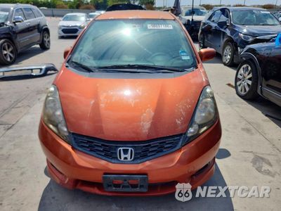 Piąte zdjęcie samochodu w środku: 2012 HONDA FIT SPORT VIN:JHMGE8H53CC012806 - miniatura