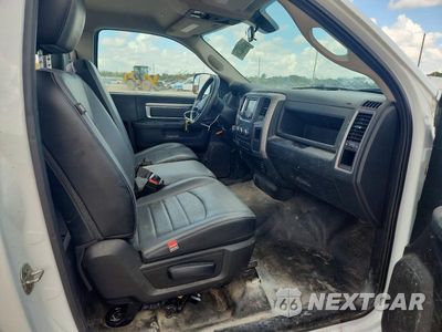 Zdjęcie 10 z 12 samochodu: 2023 RAM 1500 CLASSIC TRADESMAN VIN:3C6JR6DT1PG594404 - miniatura