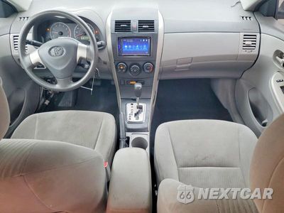 Zdjęcie 8 z 12 samochodu: 2010 TOYOTA COROLLA LE VIN:1NXBU4EE5AZ252194 - miniatura